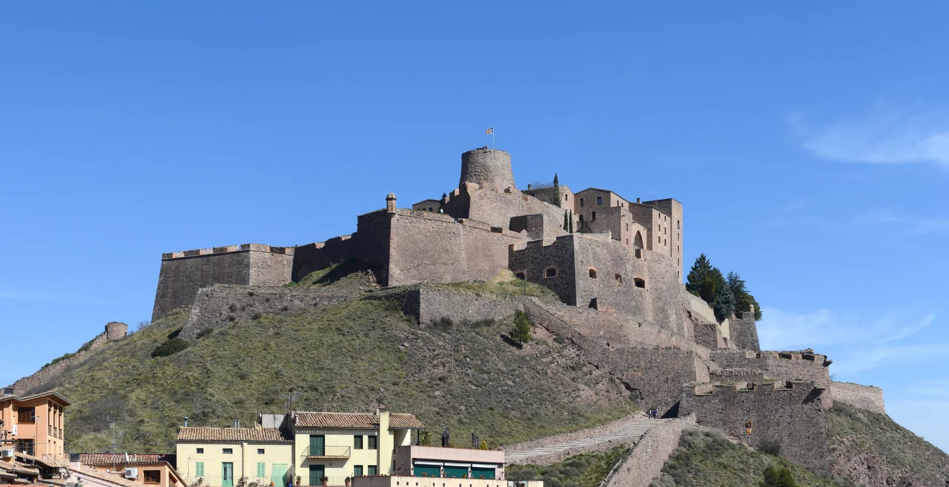 El castell de Cardona, al Bages