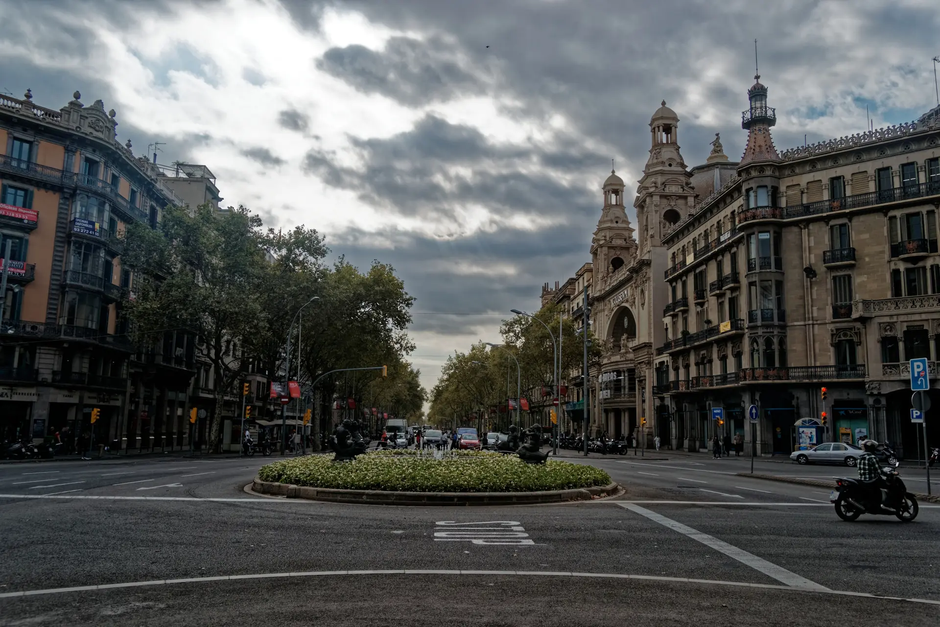 Trànsit a la Gran Via de les Corts Catalanes de Barcelona
