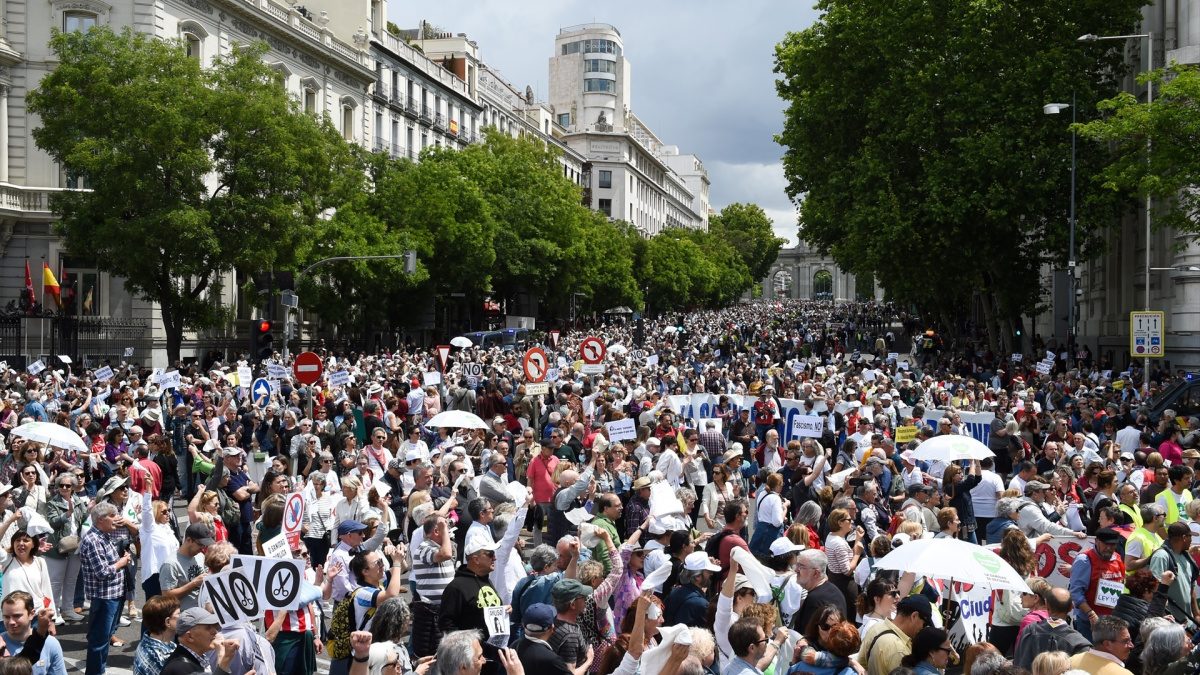 Comença una setmana de vagues a l’educació amb protestes i talls a Barcelona