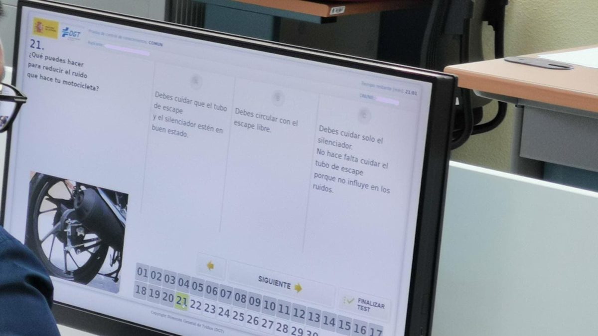 Els Mossos detecten sis persones fent trampes a l’examen teòric de conduir a Tortosa
