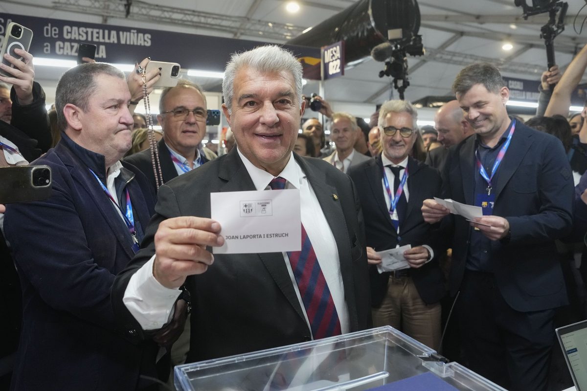 Joan Laporta guanya amb contundència les eleccions del Barça i presidirà el club fins al 2031